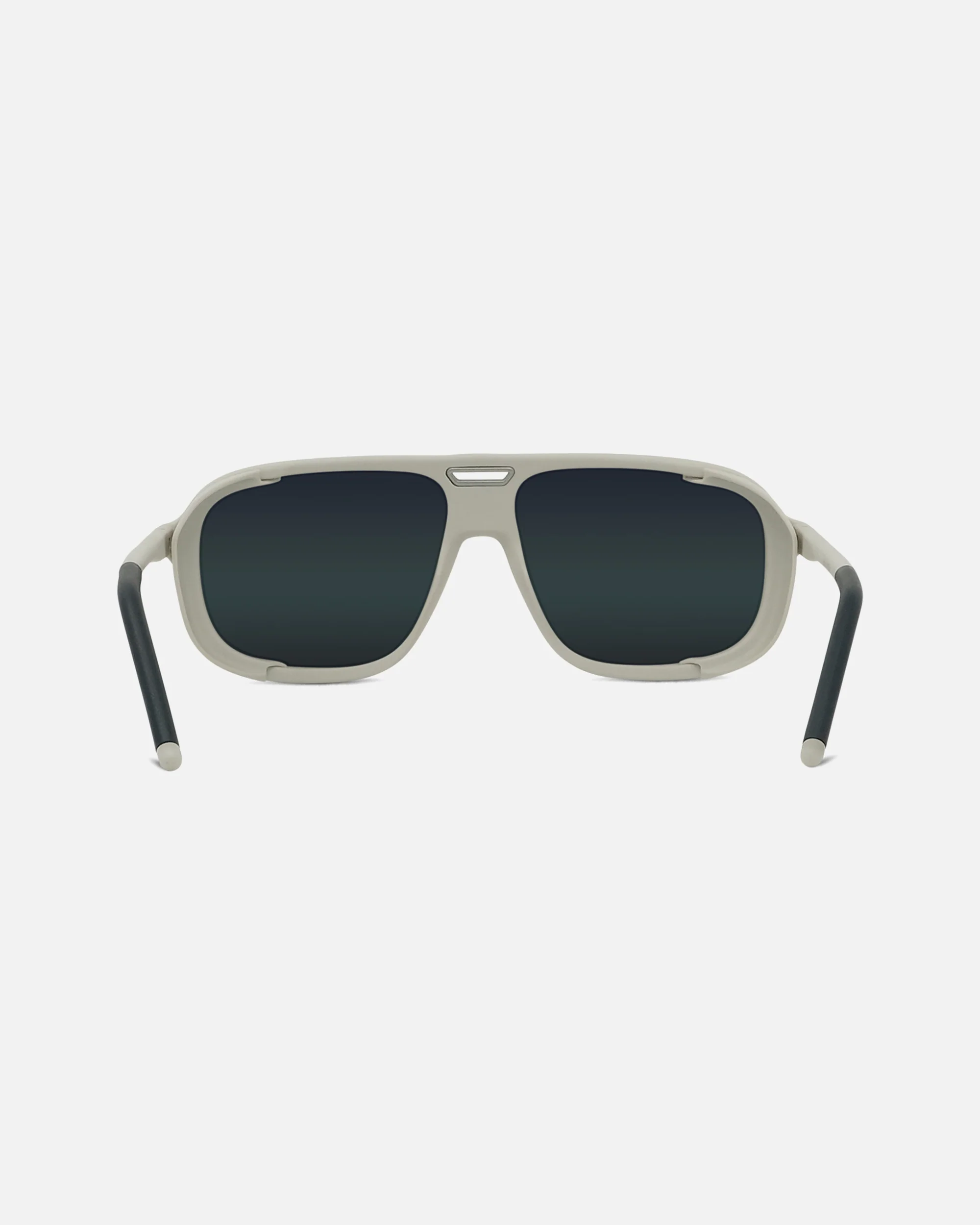 ICE 02 - Image 24